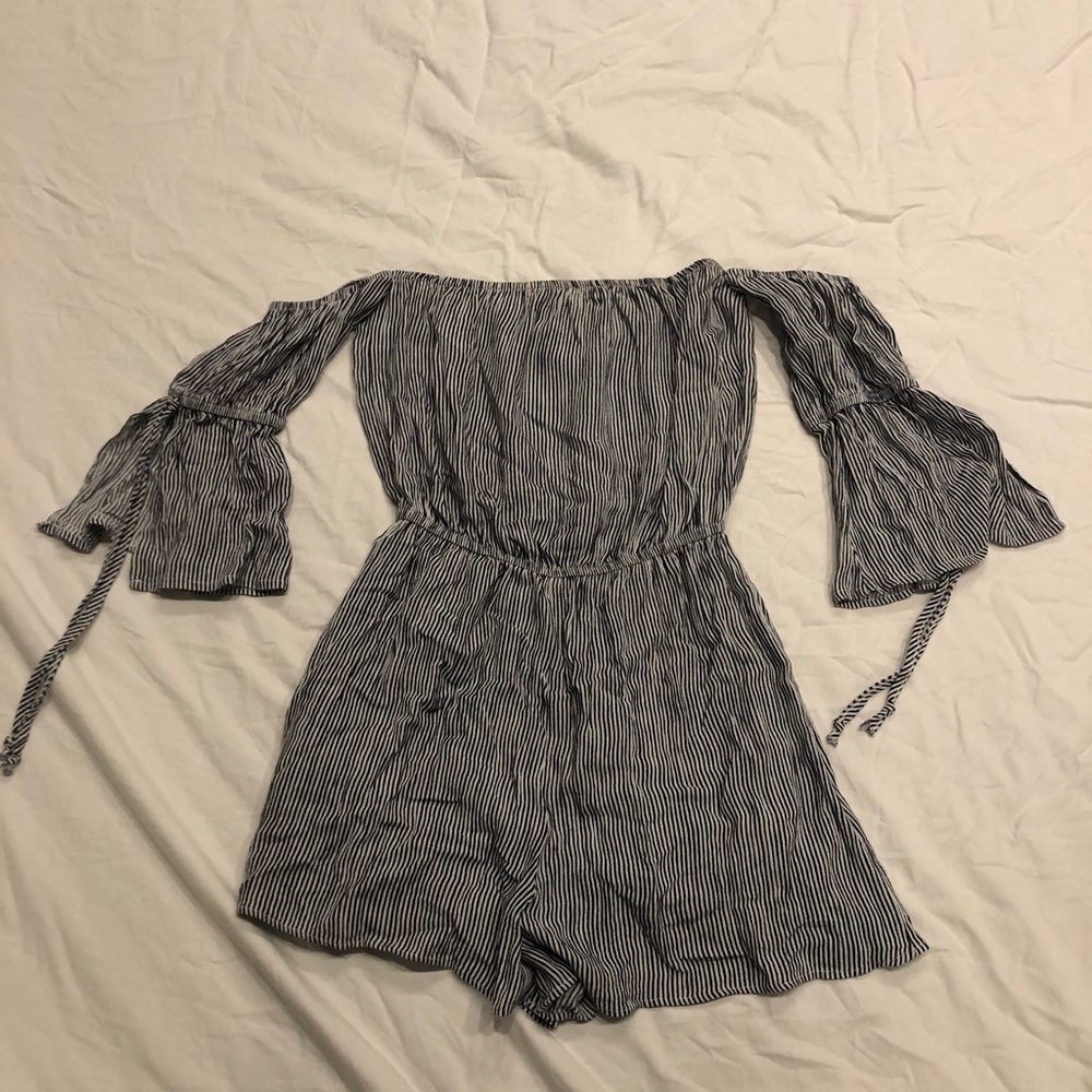 American Eagle romper